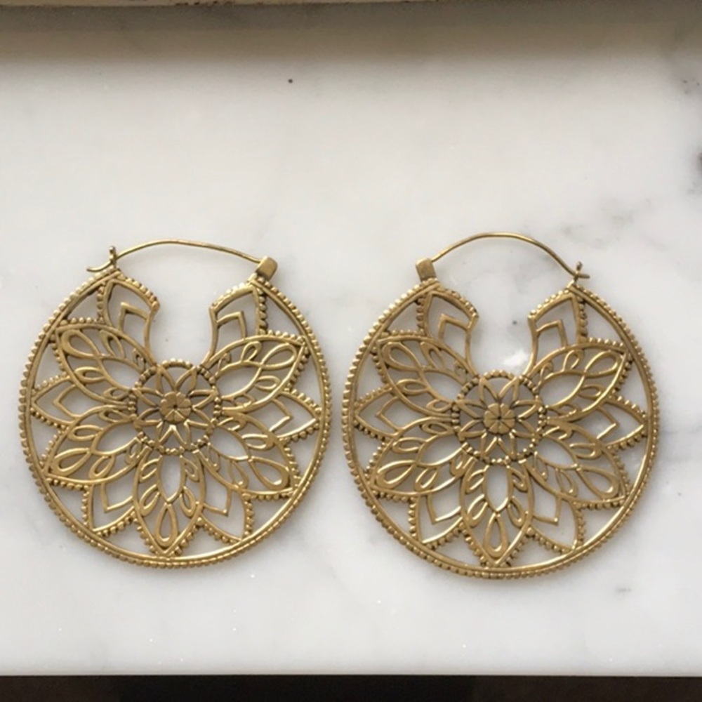 Flower earrings